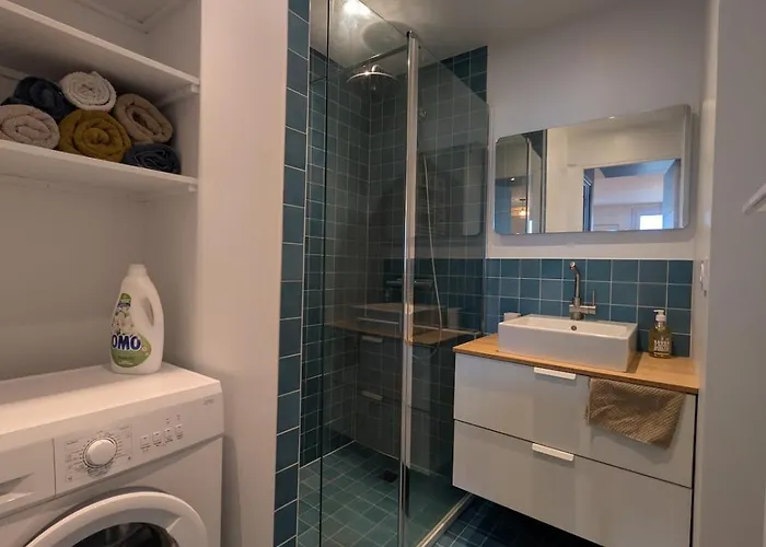 Tres Bel Cosy Refait Avec Gout - Very And Cozy Redone With Taste! * Grenoble