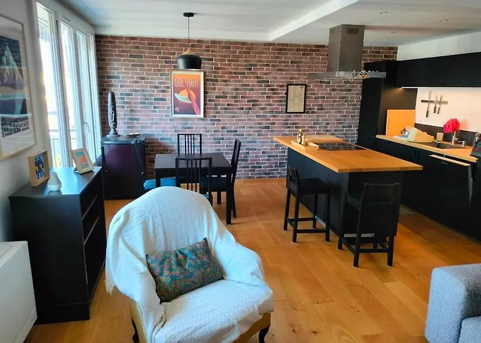 Tres Bel Cosy Refait Avec Gout - Very And Cozy Redone With Taste! Grenoble